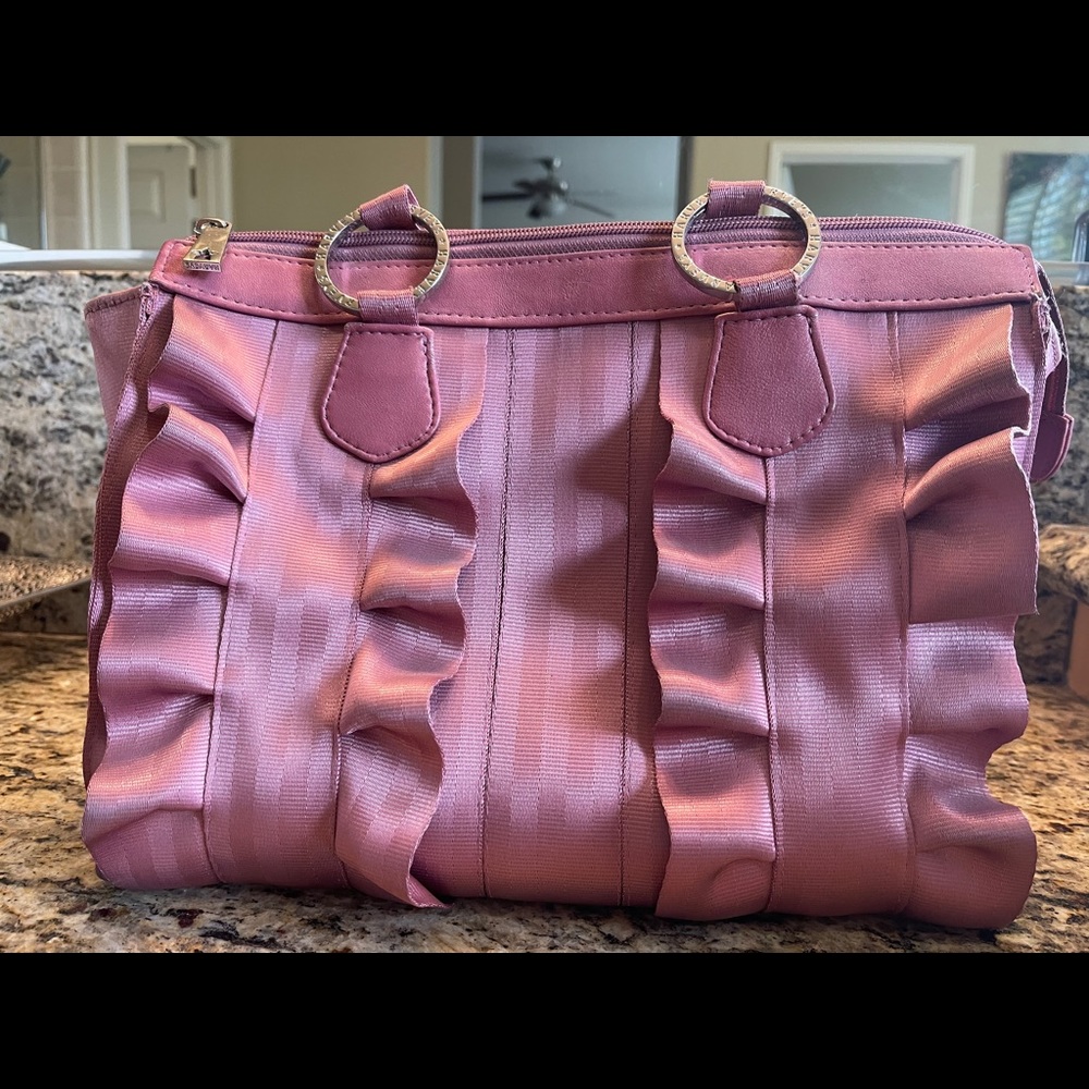 Harvey’s Seatbelt Bag